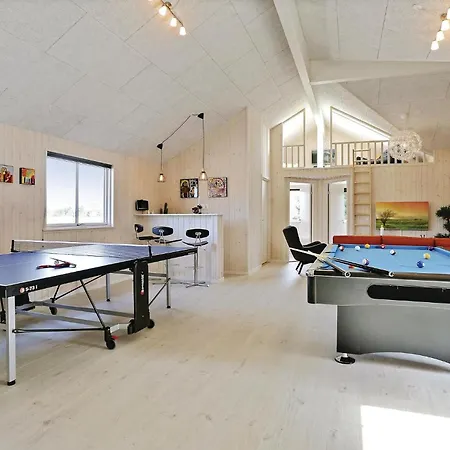 펜션 8 Bedroom Lovely In