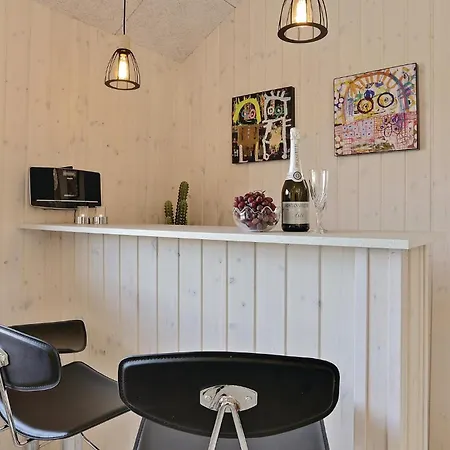 8 Bedroom Lovely In Сasa de vacaciones