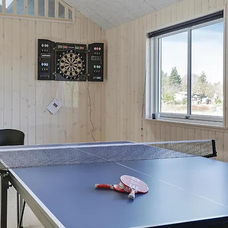 8 Bedroom Lovely In *