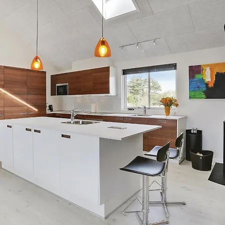 8 Bedroom Lovely In بيت للعطل *