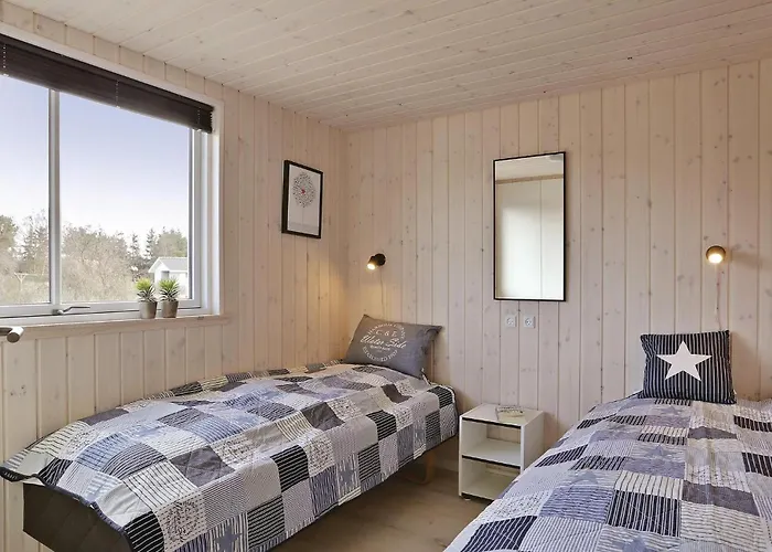 8 Bedroom Lovely In * Blåvand