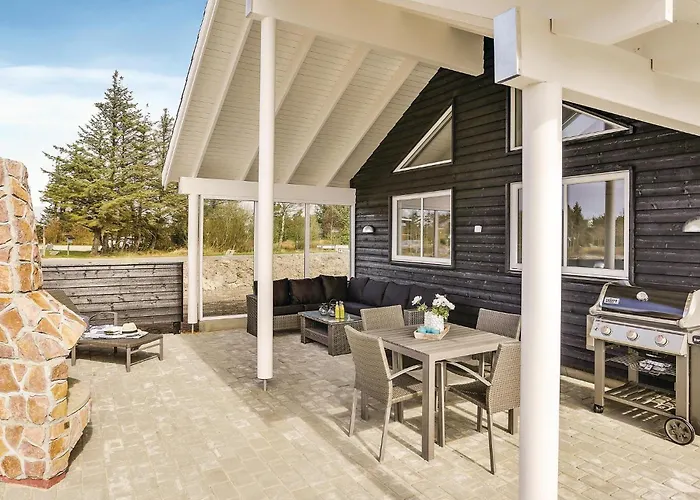 Nyaraló 8 Bedroom Lovely In *